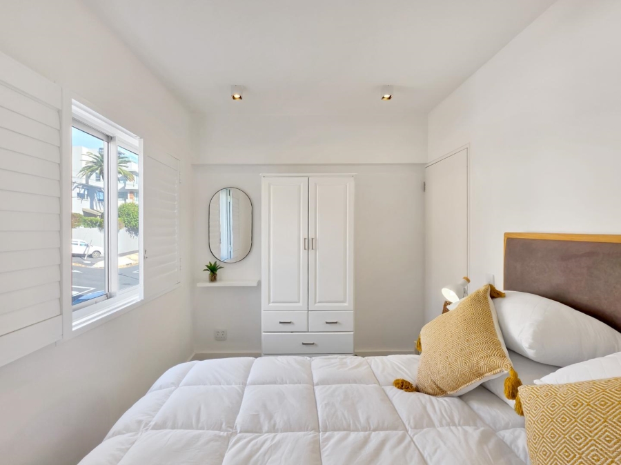 2 Bedroom Property for Sale in Bantry Bay Western Cape